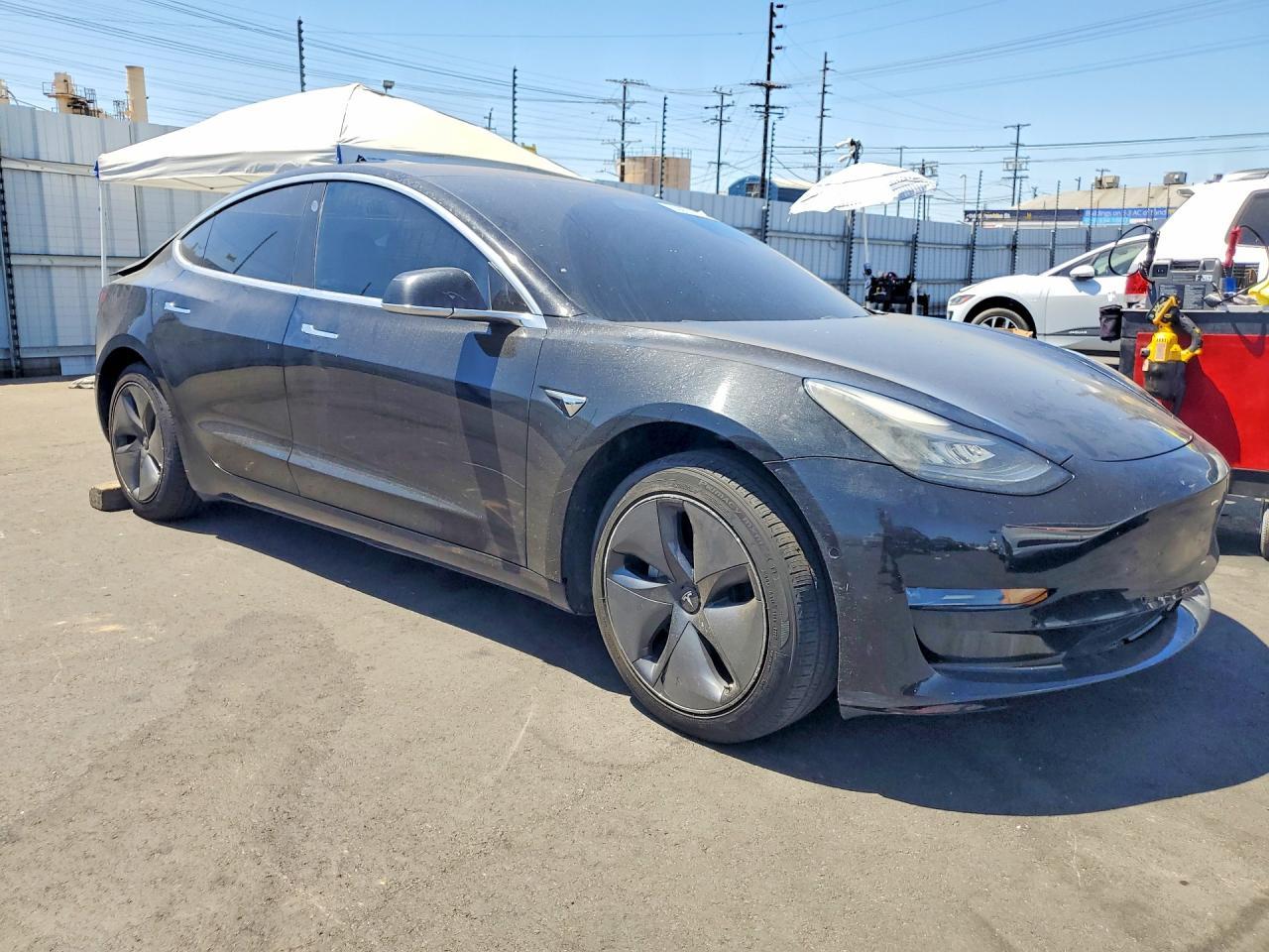 2019 Tesla Model 3 - Image 4