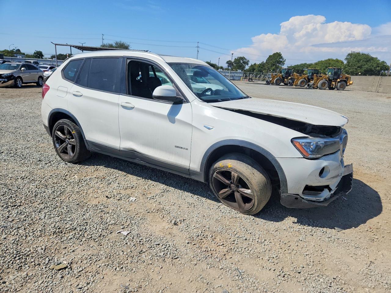 2017 BMW X3 Sdrive28I - Фото 4
