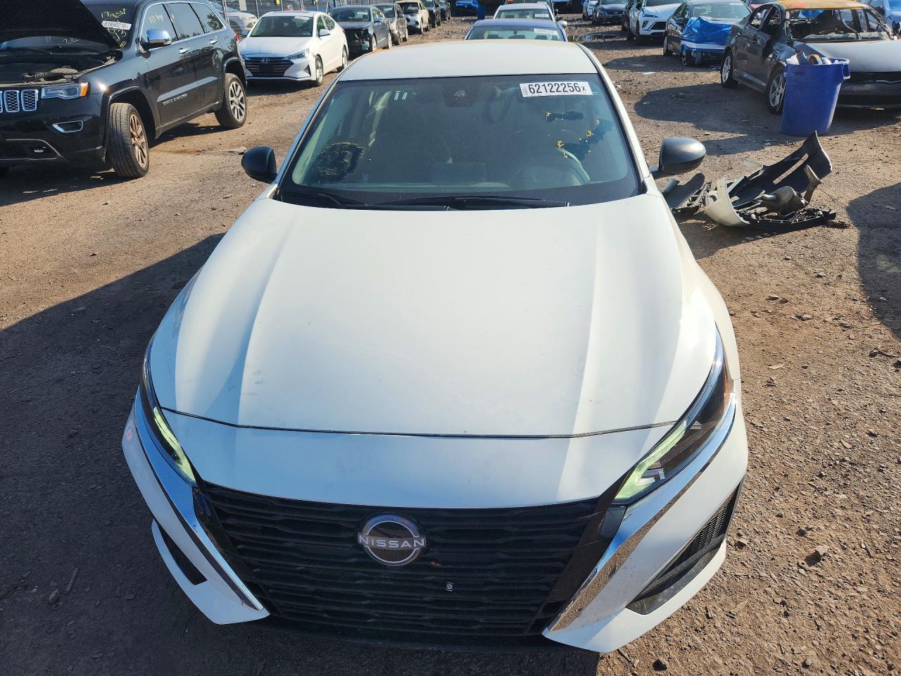 2025 Nissan Altima Sv - Image 5