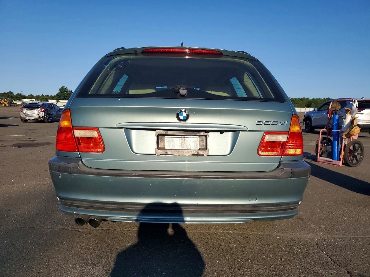 2004 BMW 325 Xit - Фото 6