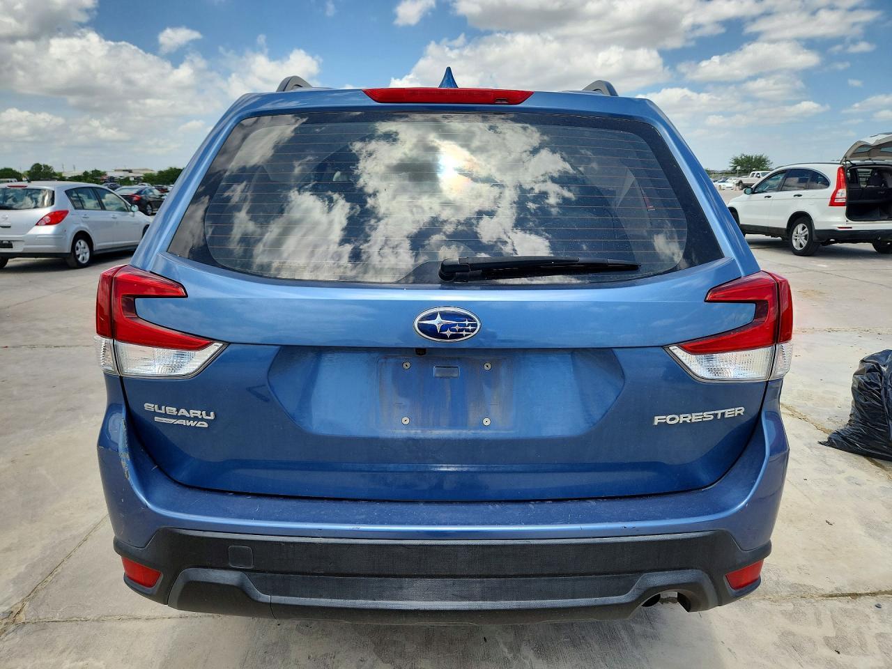 2021 Subaru Forester - Фото 6