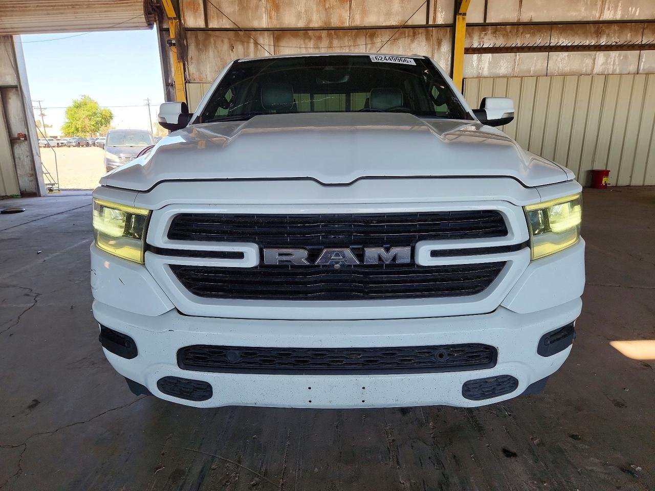 2020 Ram 1500 Laramie - Image 5