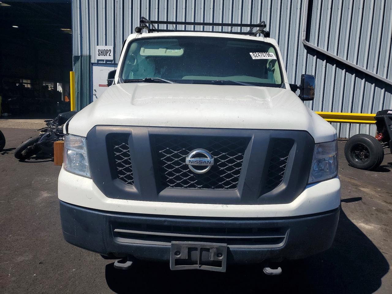 2016 Nissan Nv 3500 Hd Sv - Image 5