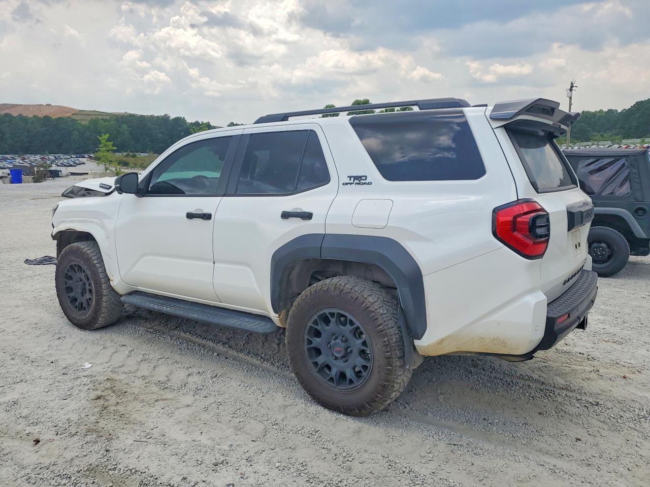 2025 Toyota 4Runner Trd Off-Road Premium Hv - Фото 2