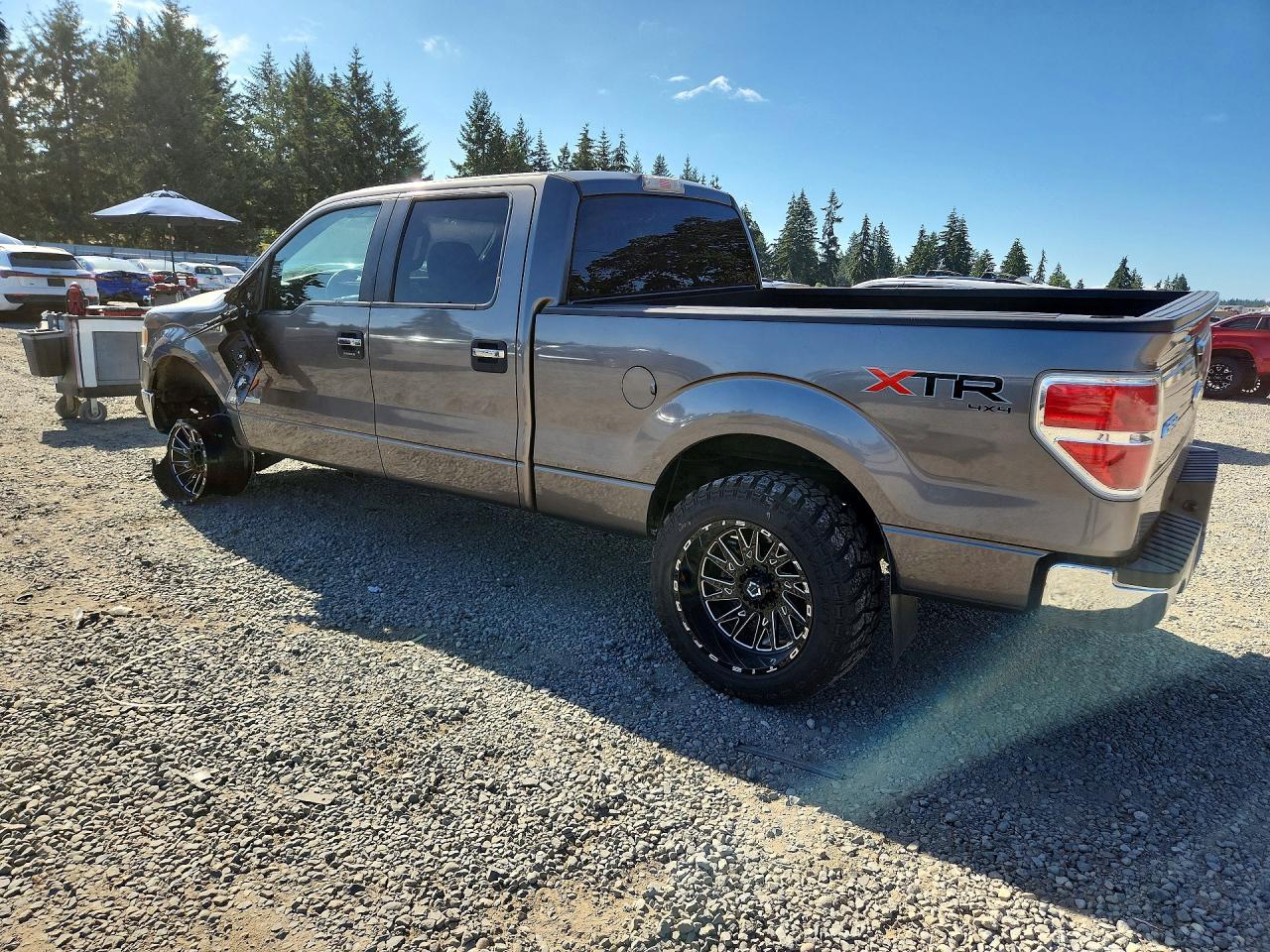 2011 Ford F150 Supercrew - Фото 2