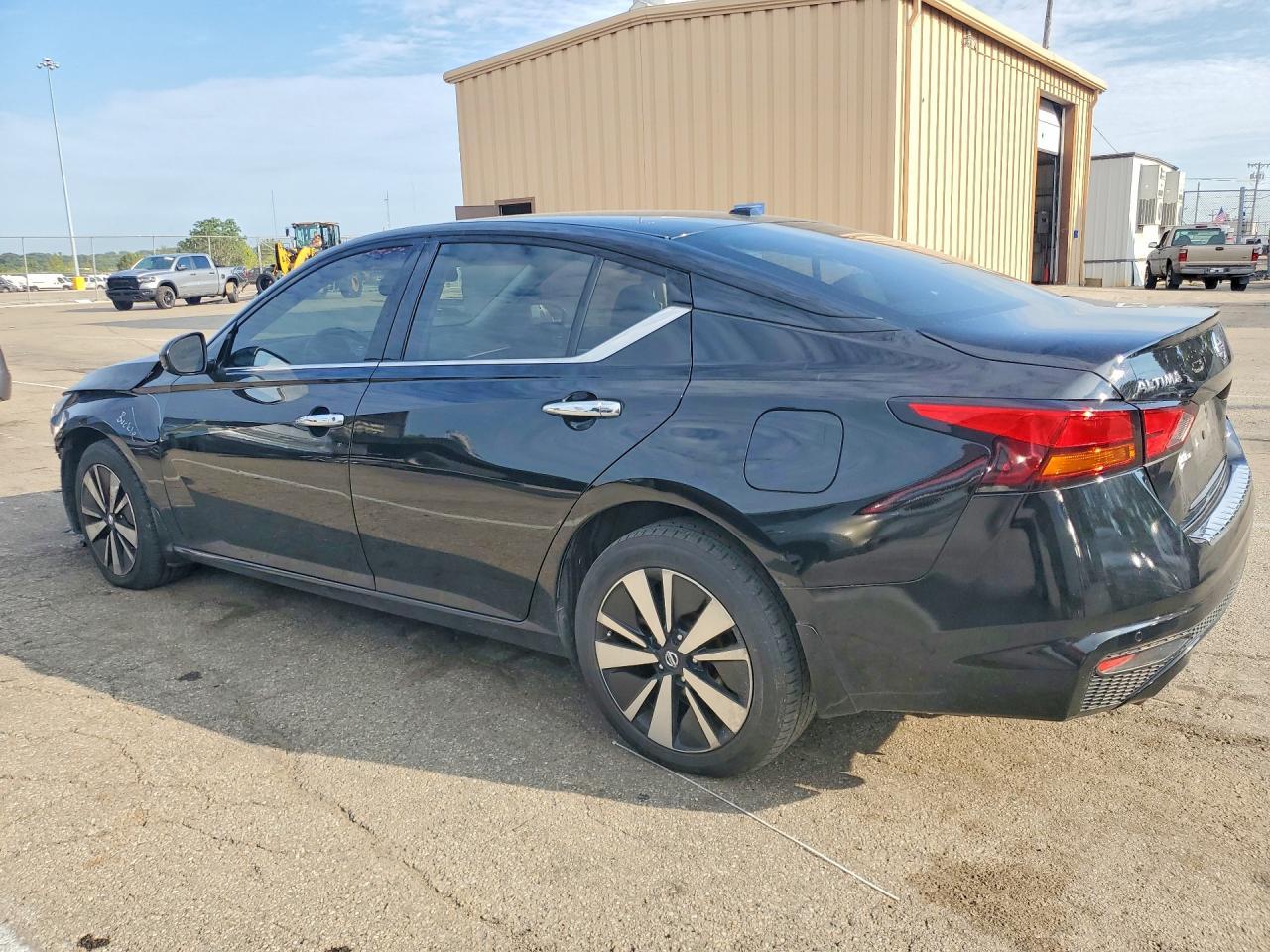 2019 Nissan Altima Sl - Фото 2
