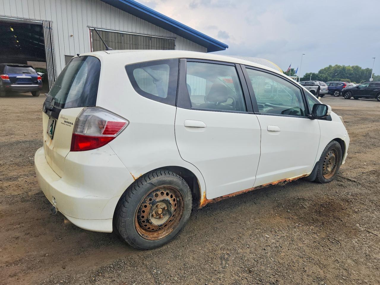 2013 Honda Fit - Фото 3
