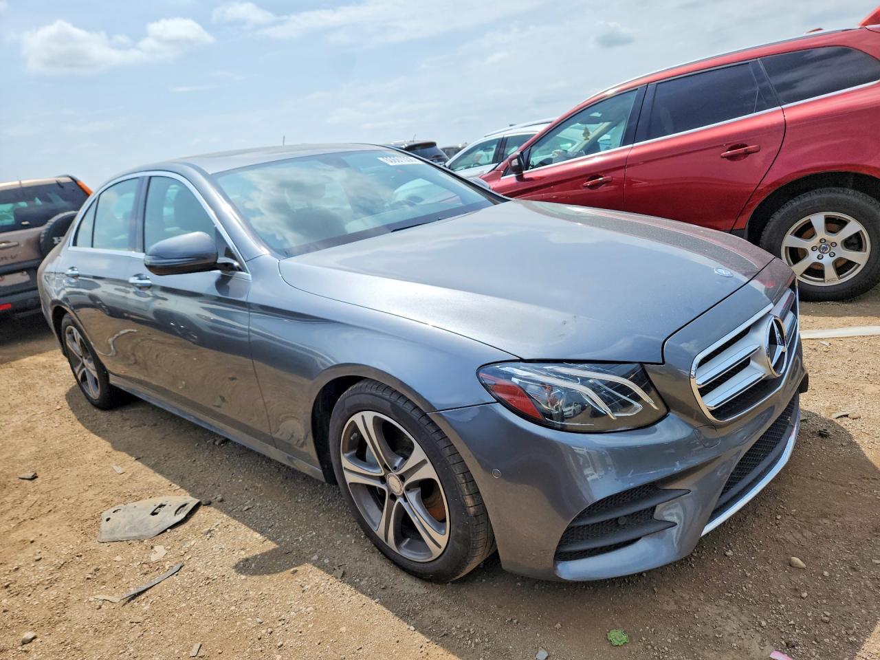 2017 Mercedes-Benz E 300 4Matic - Image 4