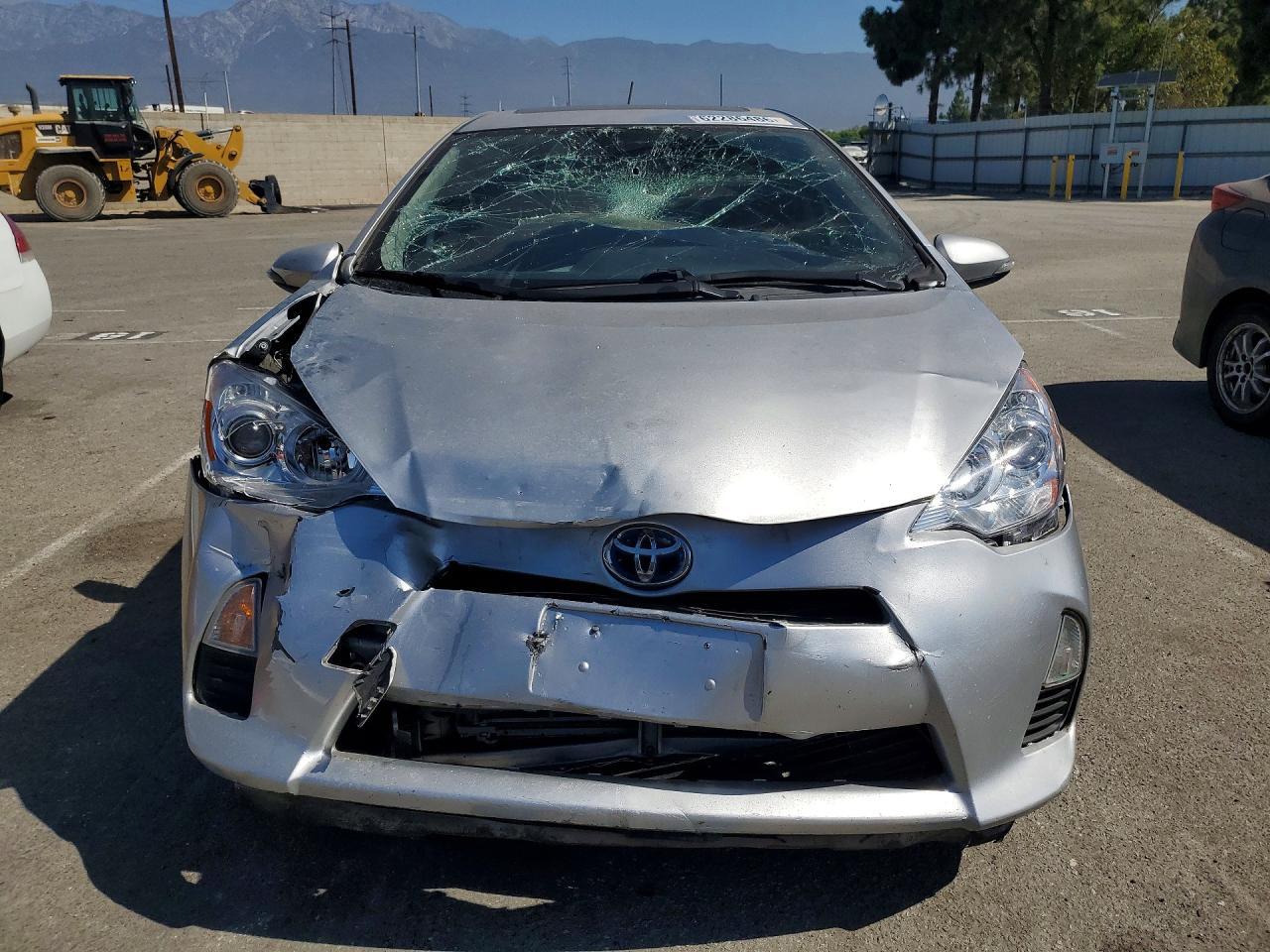 2012 Toyota Prius C Three - Фото 5