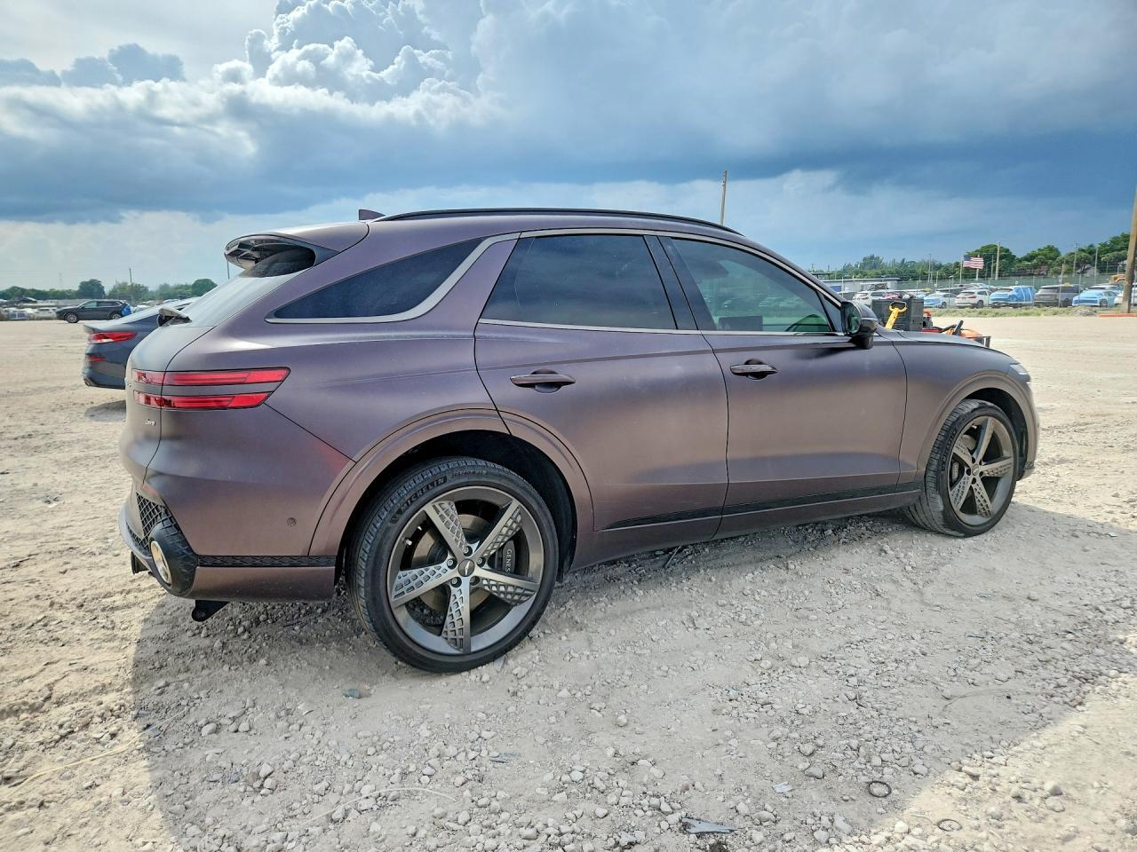 2023 Genesis Gv70 2.5T Standard - Фото 3