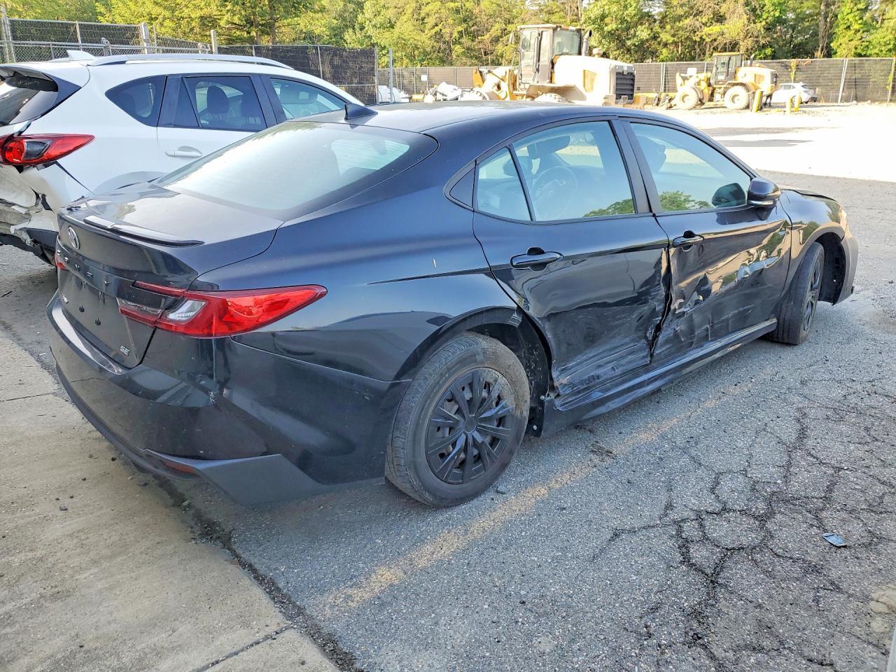 2025 Toyota Camry Xse - Фото 3