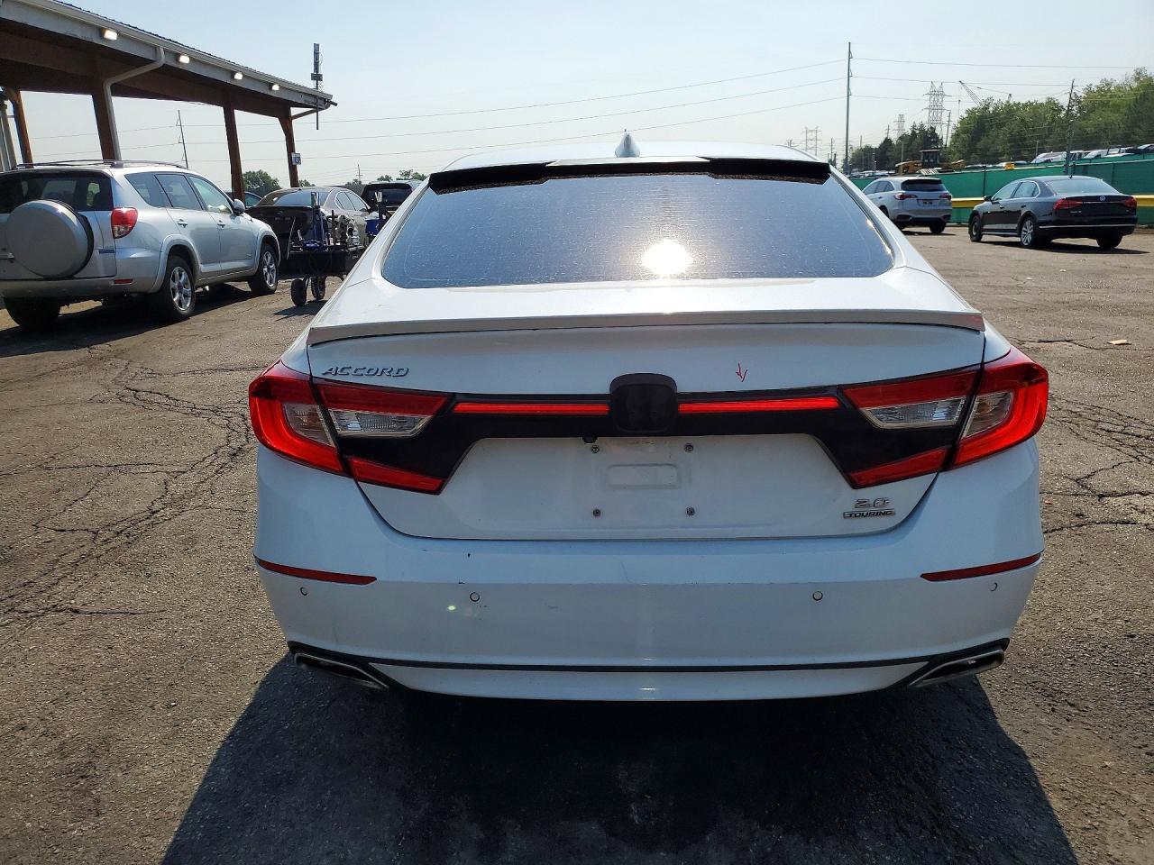 2018 Honda Accord Touring - Фото 6