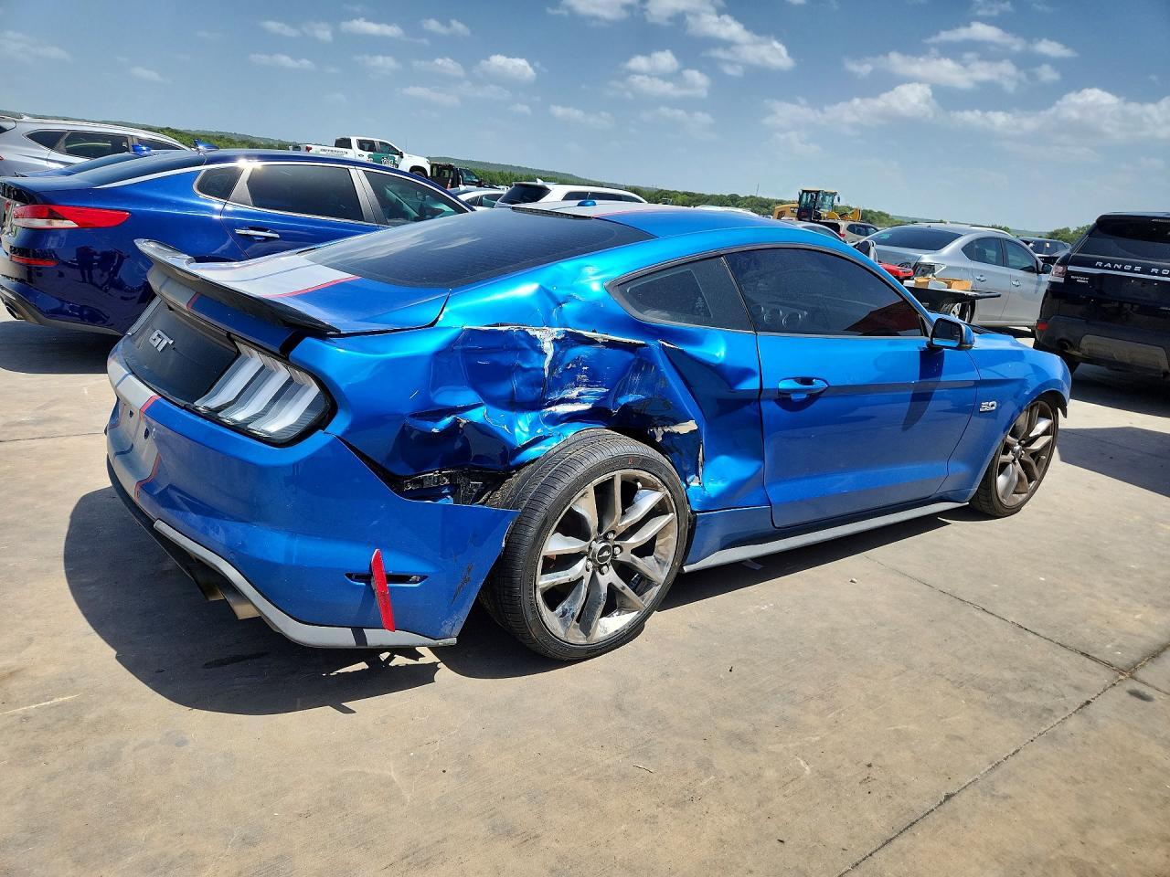 2019 Ford Mustang Gt - Image 3