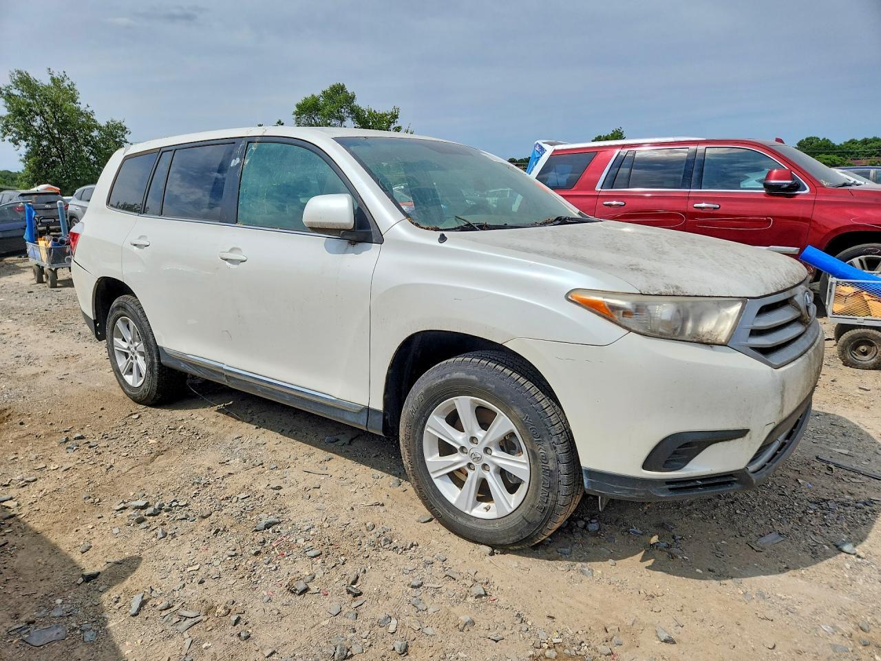 2012 Toyota Highlander Base - Image 4