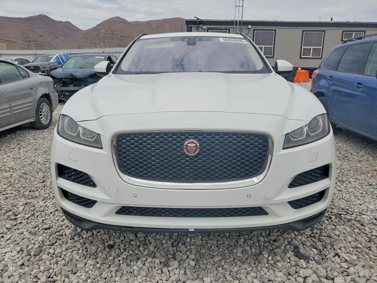 2017 Jaguar F-Pace Premium - Фото 5