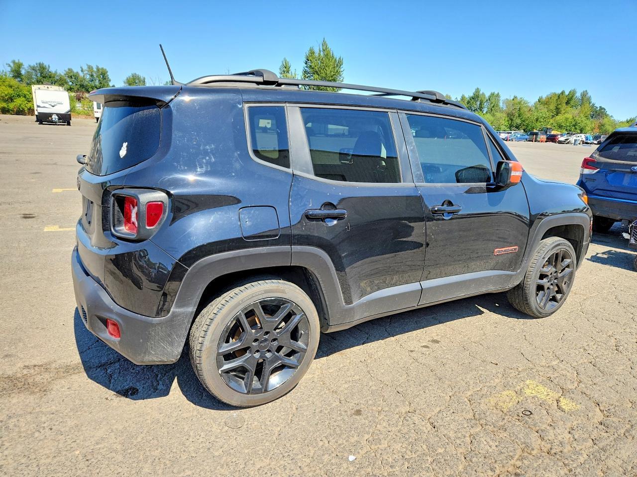 2020 Jeep Renegade Latitude - Image 3