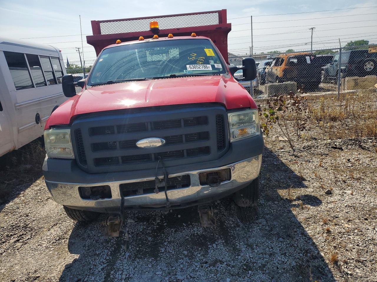 2007 Ford F350 Super Duty Dump Truck - Фото 5