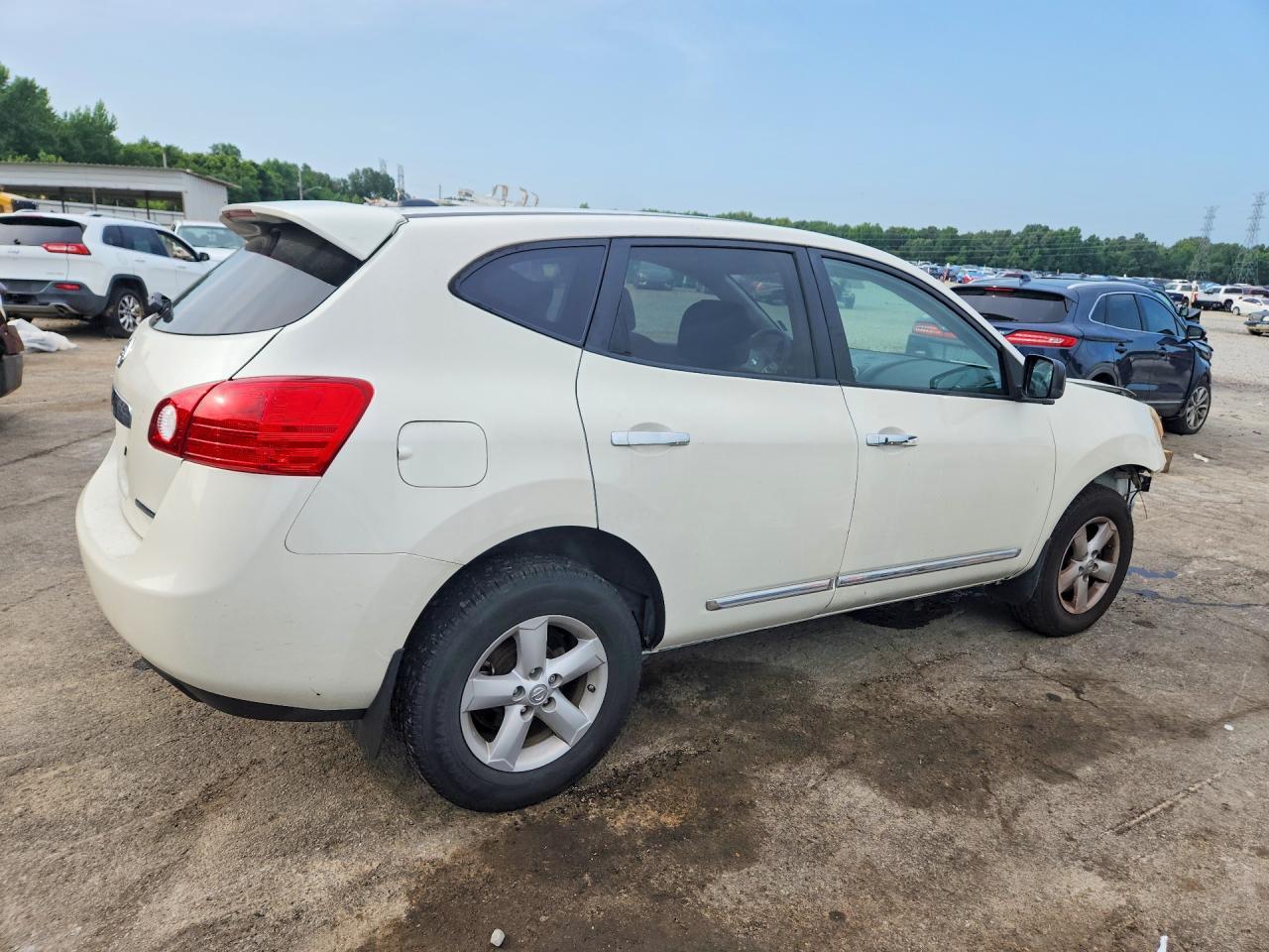 2012 Nissan Rogue S - Image 3