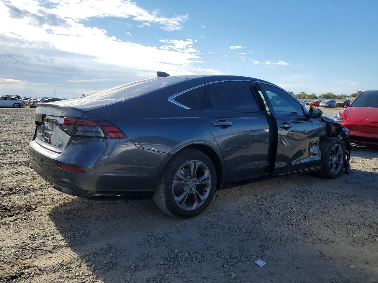 2025 Honda Accord Hybrid Exl - Image 3