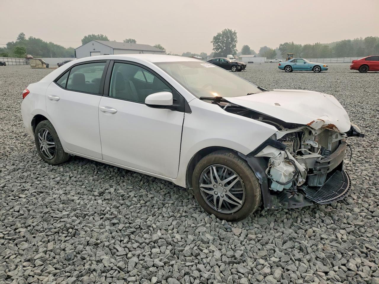 2016 Toyota Corolla Le - Image 4