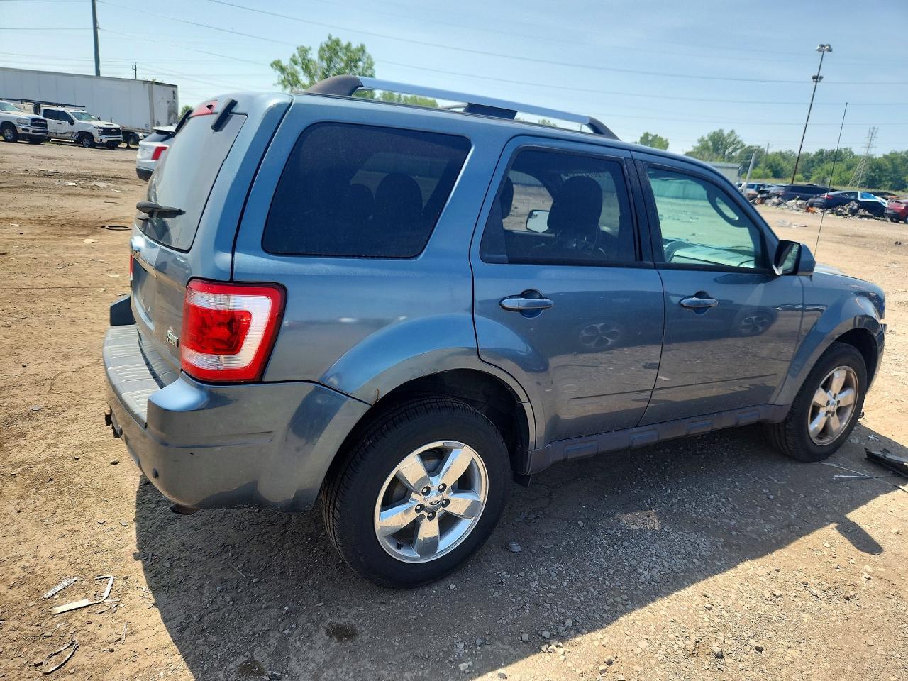 2012 Ford Escape Limited - Фото 3