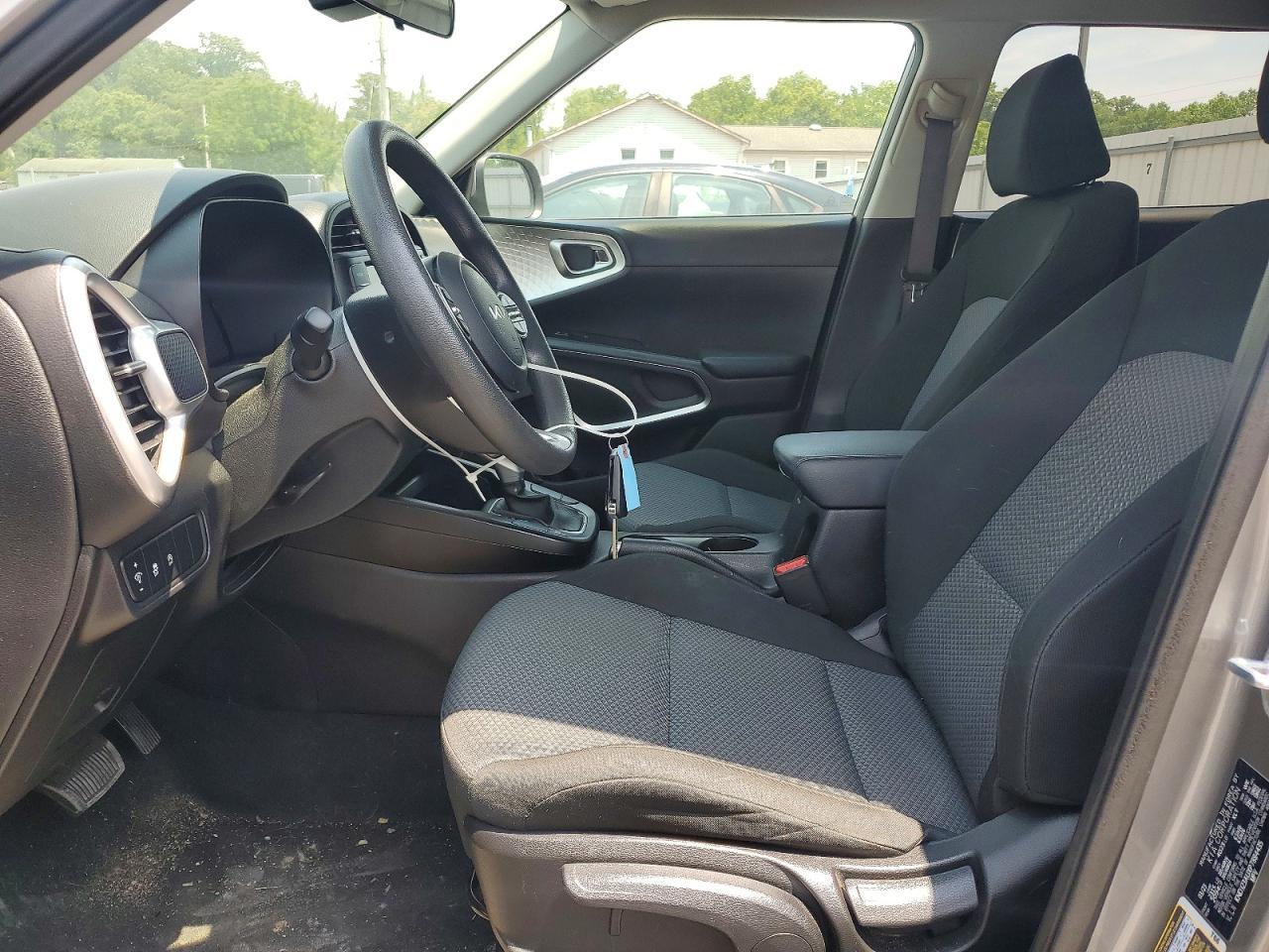 2023 Kia Soul Lx - Image 7