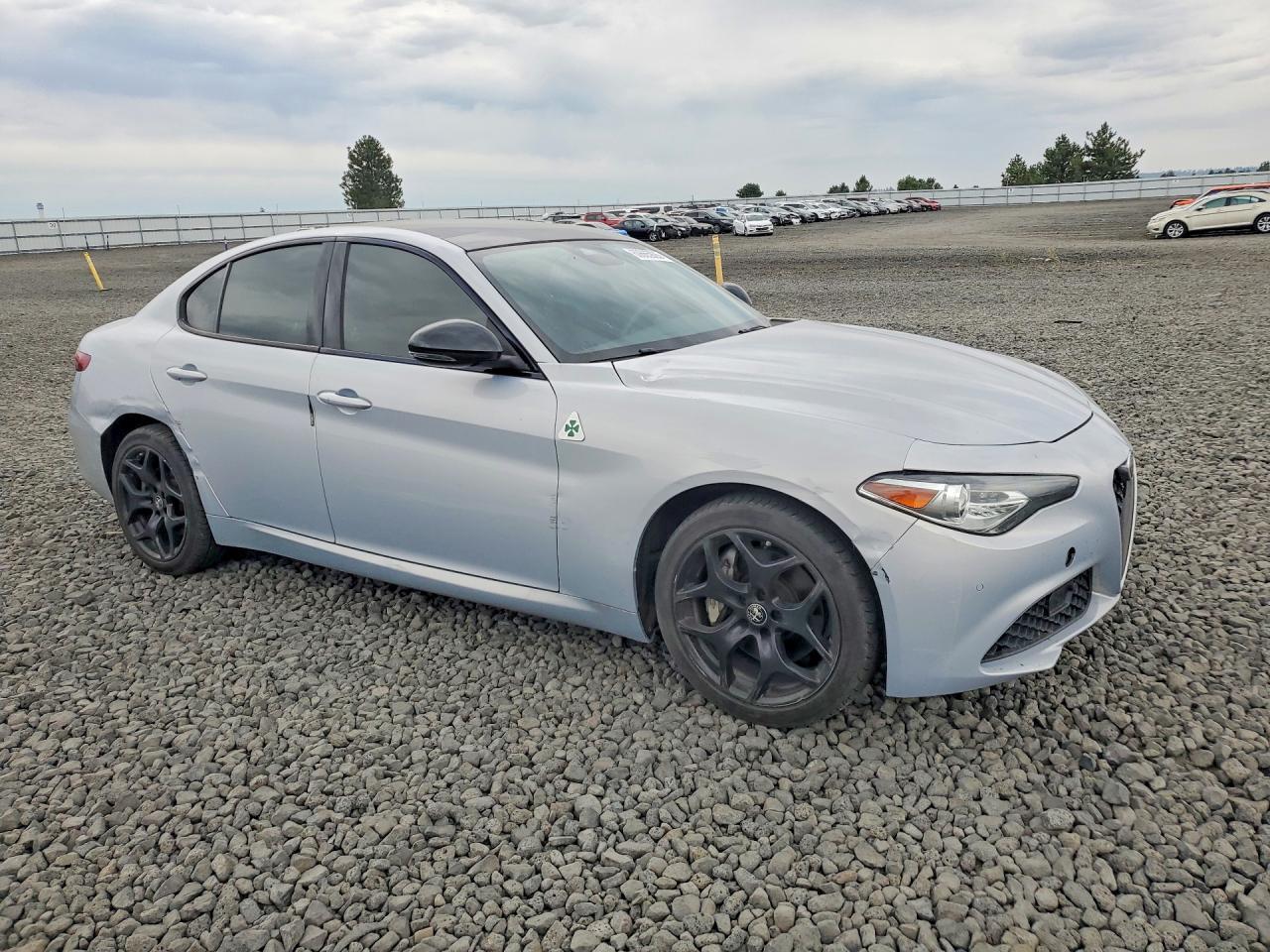 2021 Alfa Romeo Giulia Sport - Фото 4
