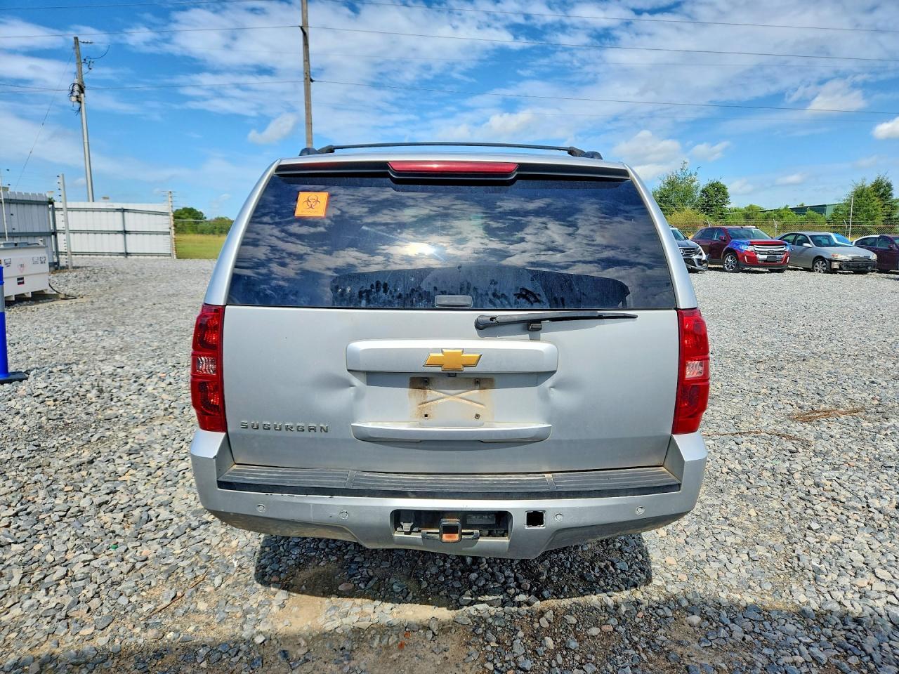 2014 Chevrolet Suburban C1500 Lt - Image 6