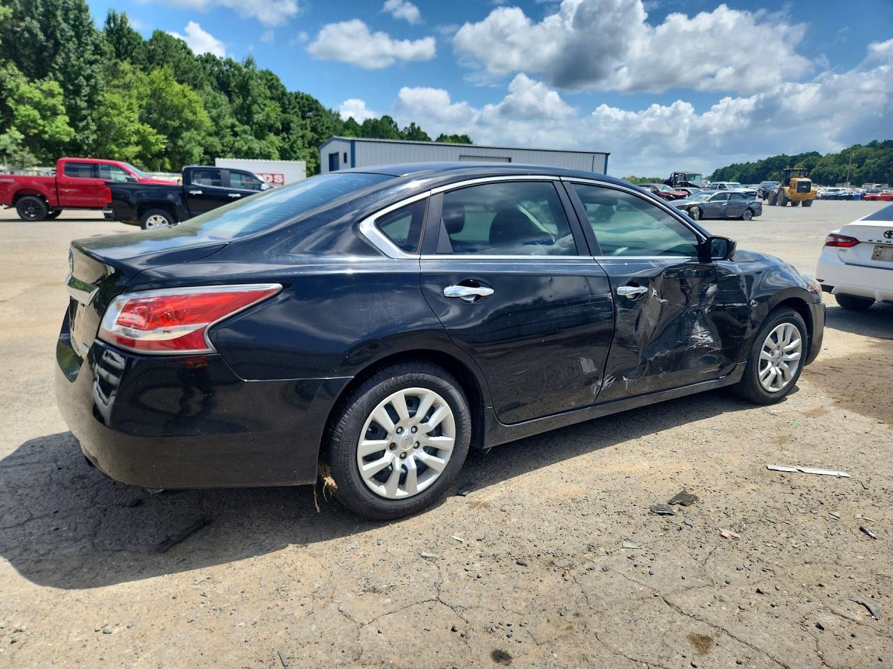 2014 Nissan Altima 2.5 S - Image 3