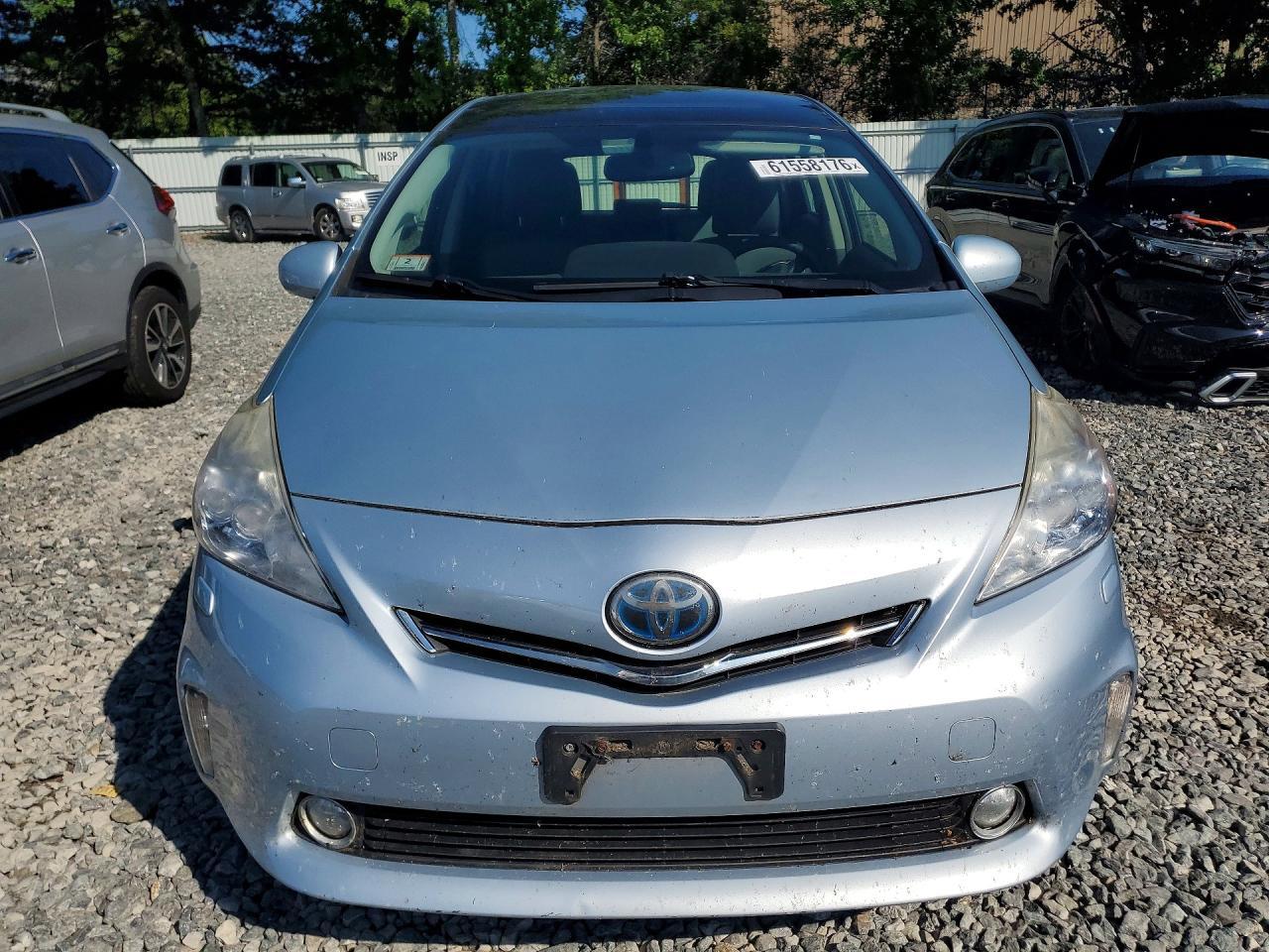 2012 Toyota Prius V Five - Image 5