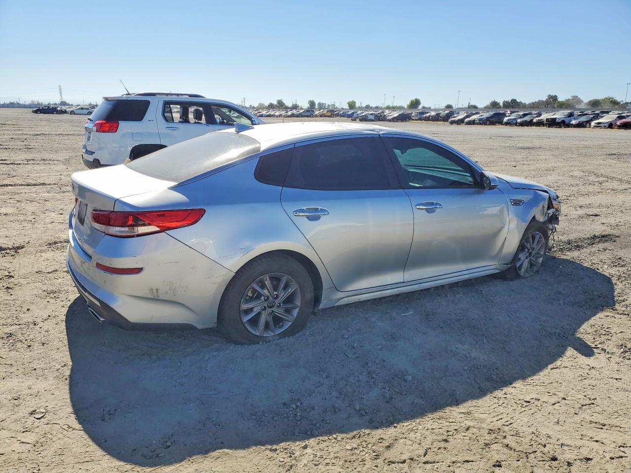 2020 Kia Optima Lx - Фото 3