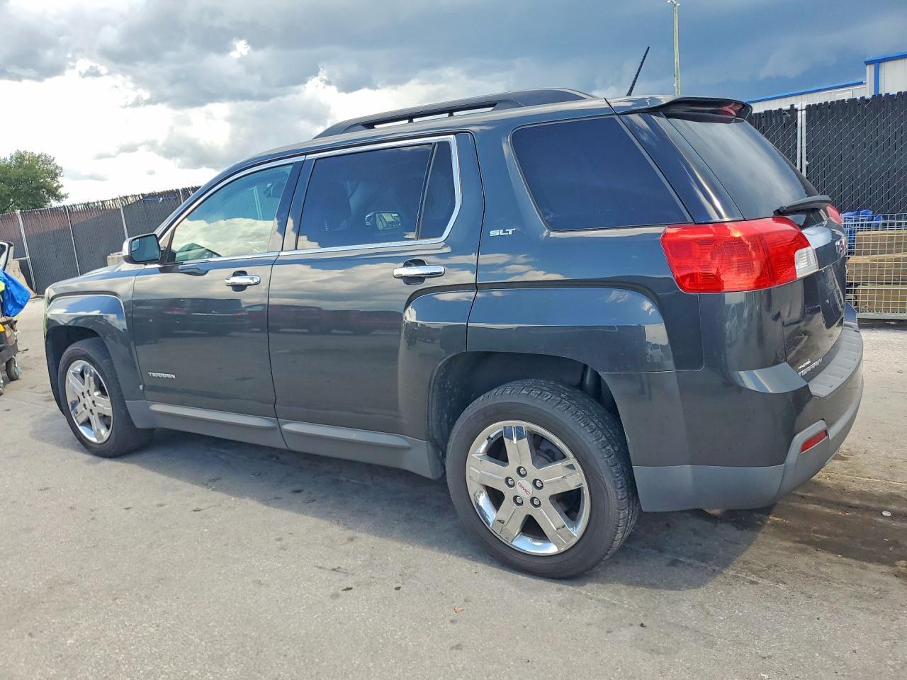 2013 GMC Terrain Slt - Фото 2