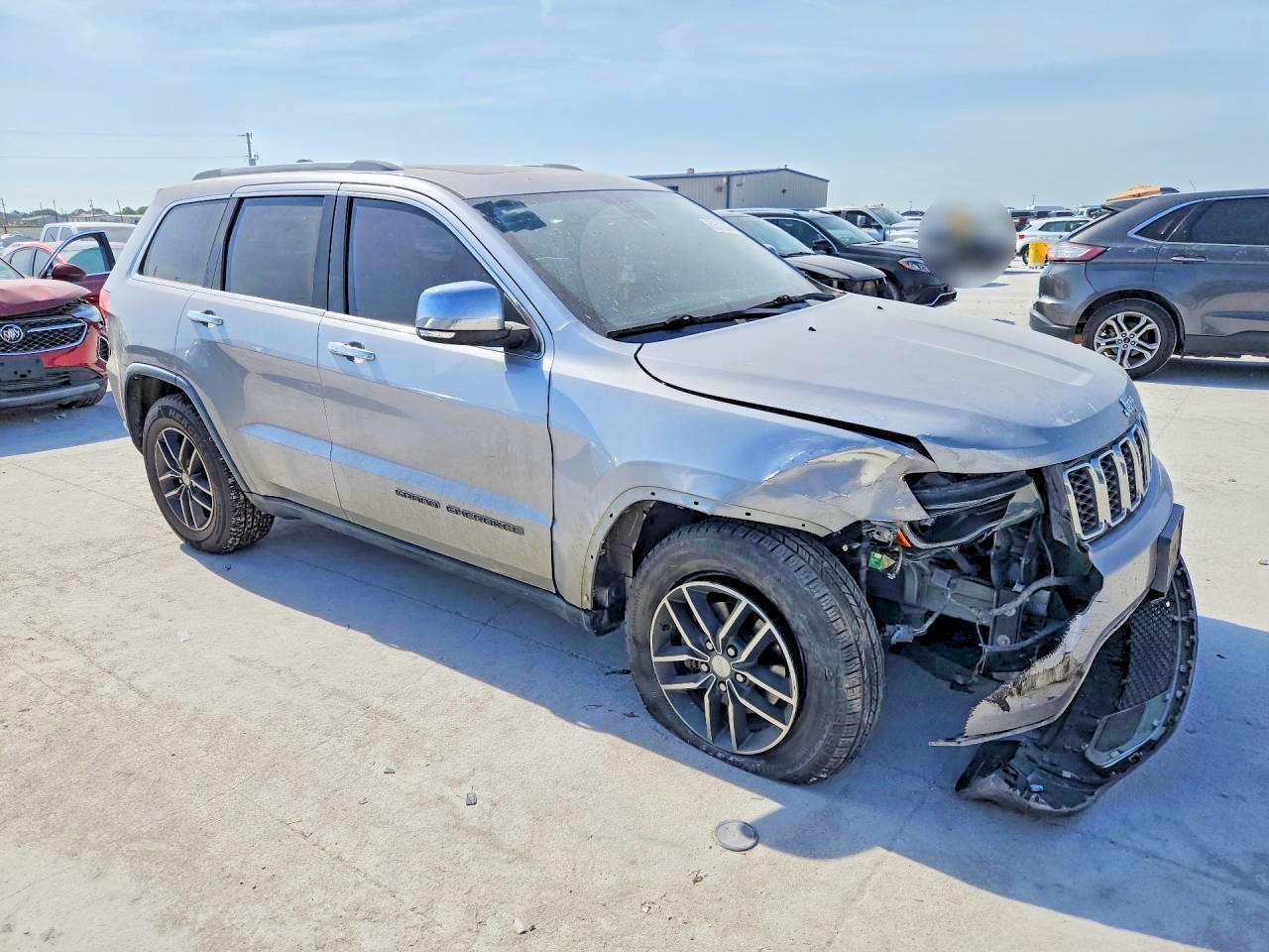 2017 Jeep Grand Cherokee Limited - Image 4