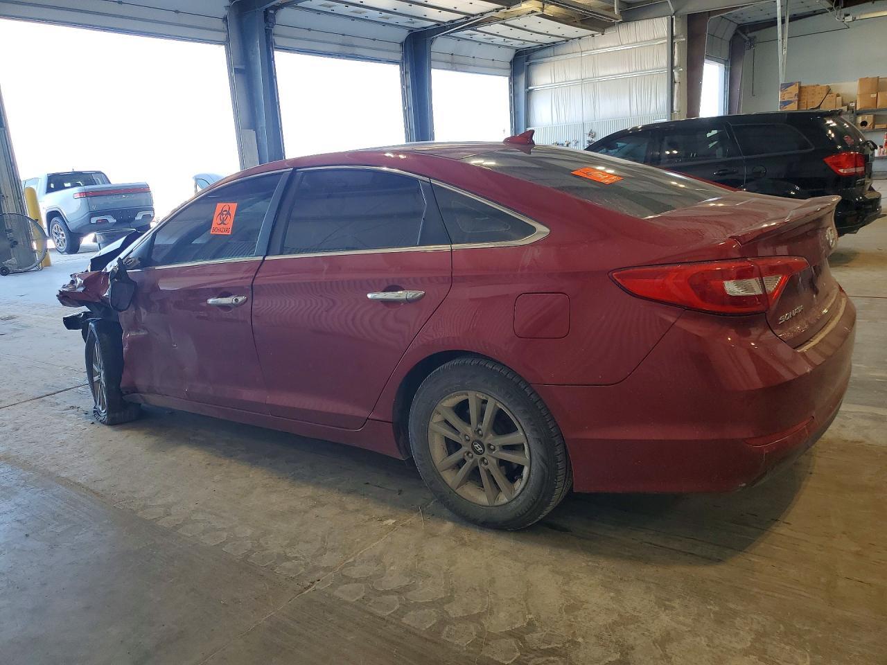2015 Hyundai Sonata - Image 2
