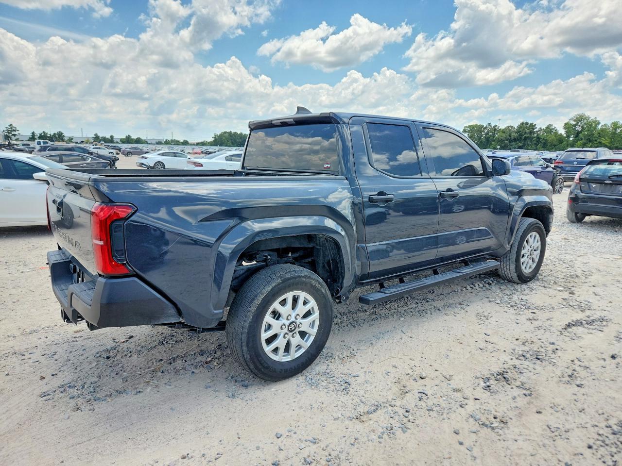 2025 Toyota Tacoma Sr - Фото 3