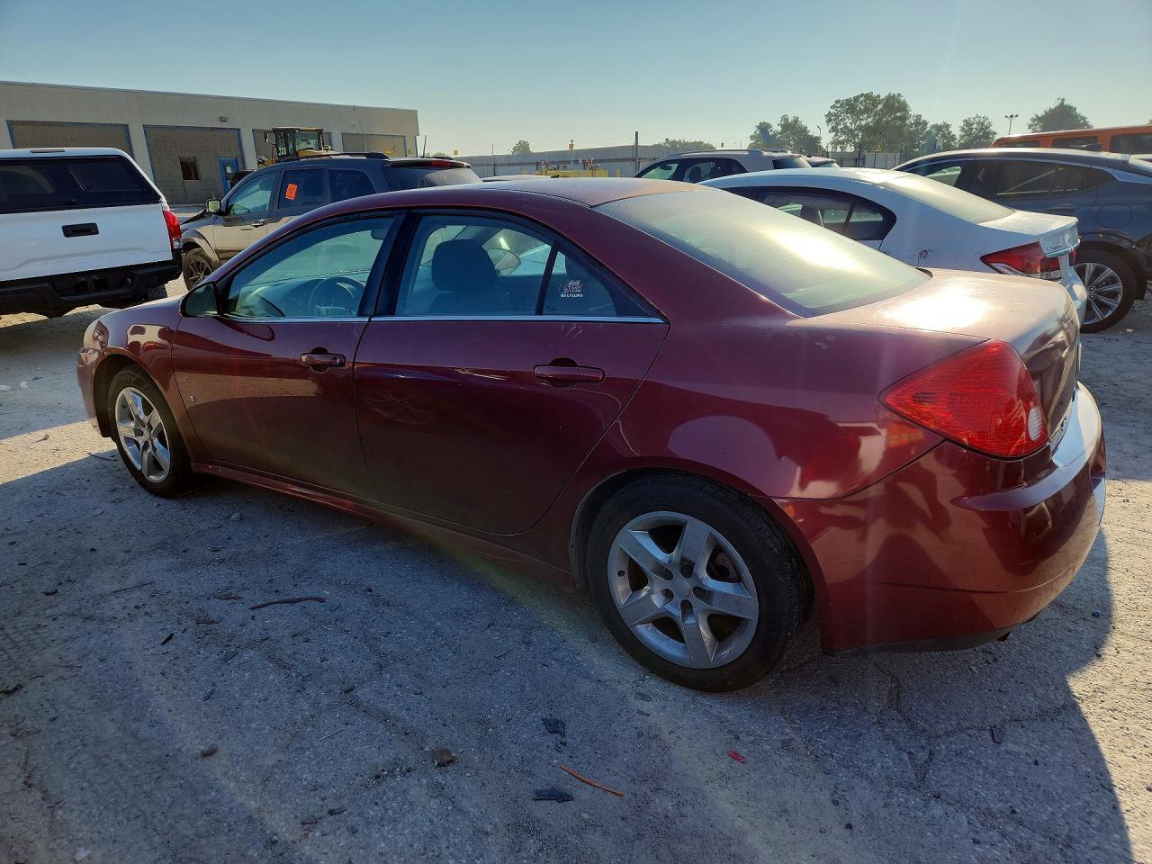2009 Pontiac G6 - Фото 2