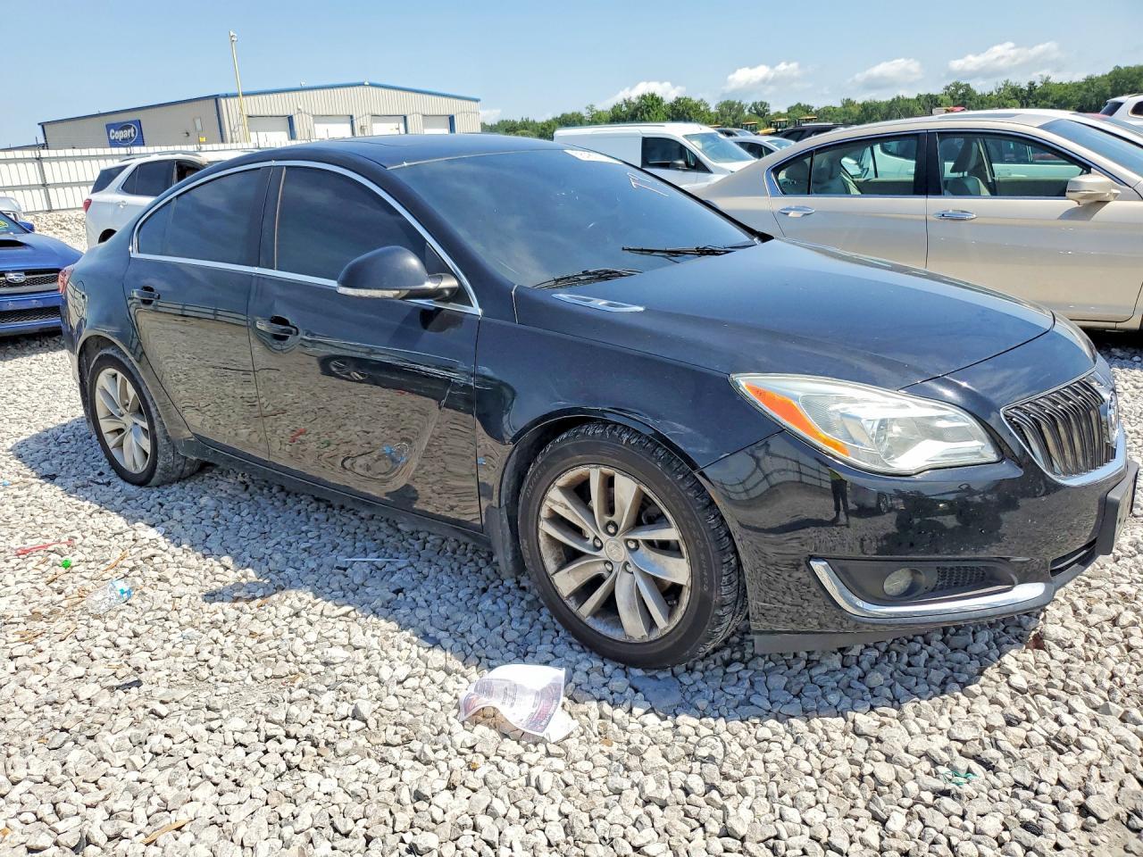 2015 Buick Regal - Image 4