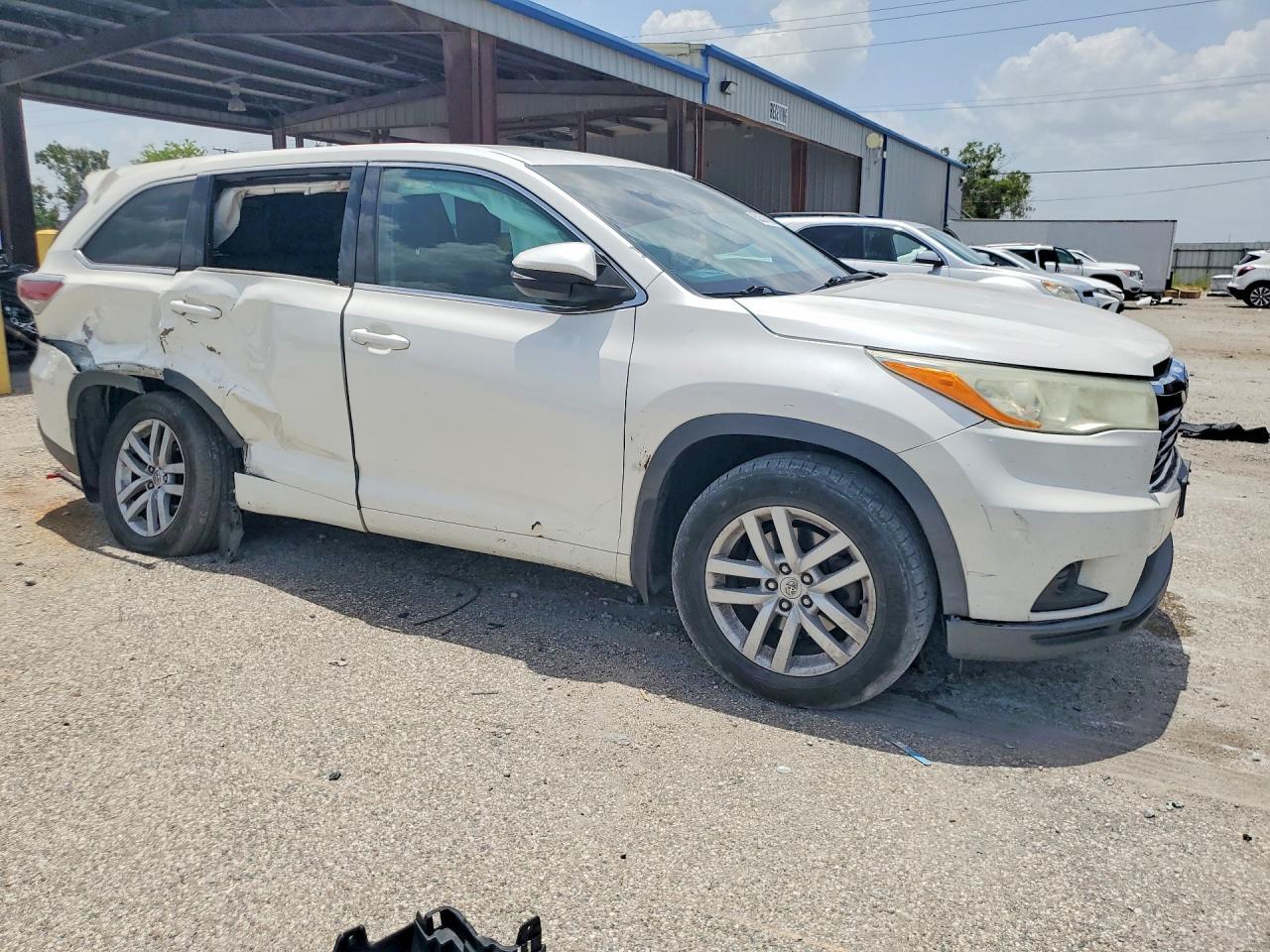 2014 Toyota Highlander Le - Фото 4
