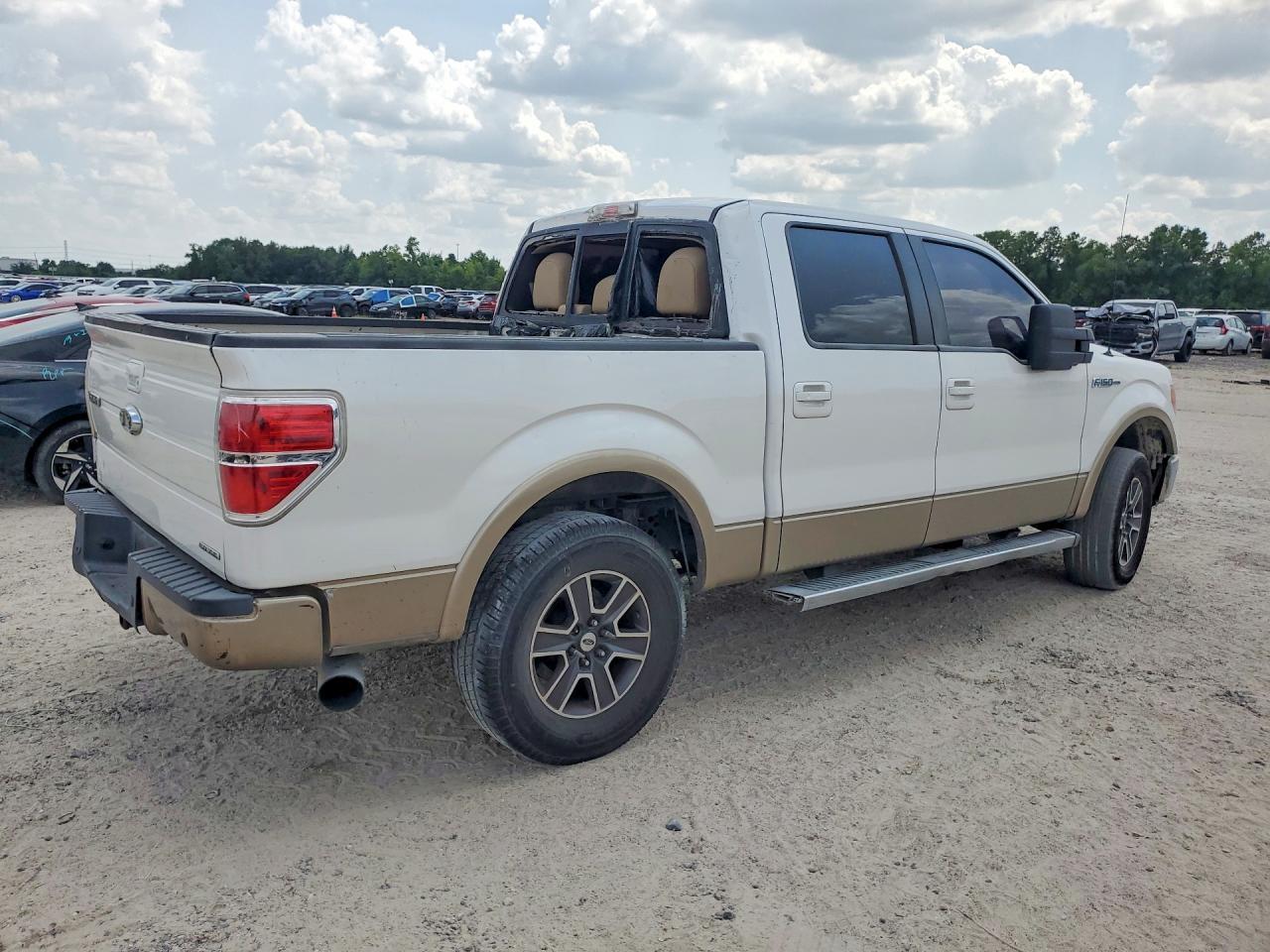 2011 Ford F150 Supercrew - Фото 3