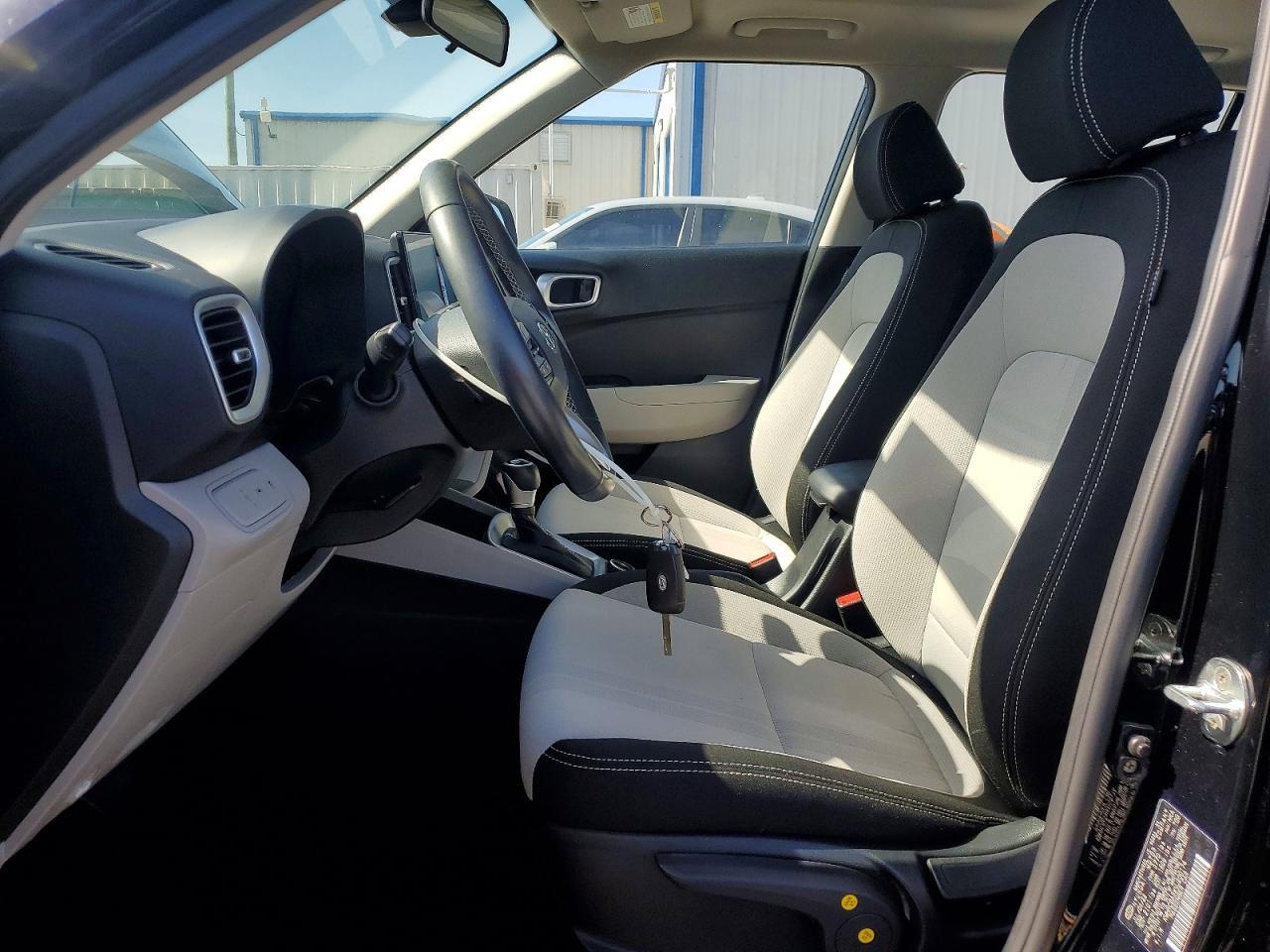 2022 Hyundai Venue Sel - Фото 7