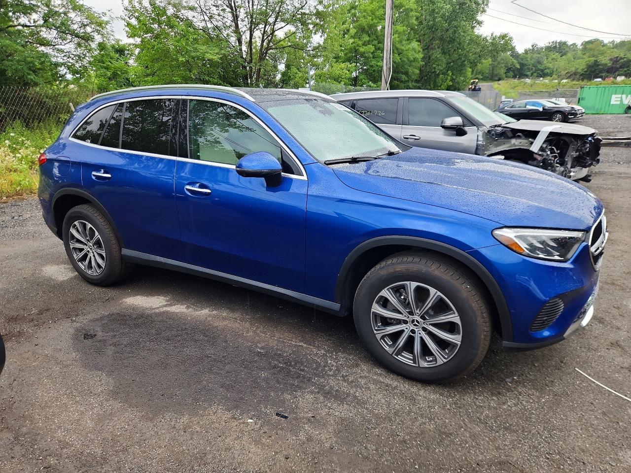 2025 Mercedes-Benz Glc 300 4Matic - Image 4
