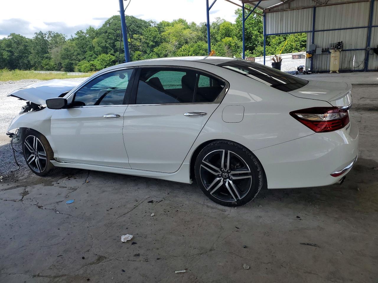 2017 Honda Accord Sport - Image 2