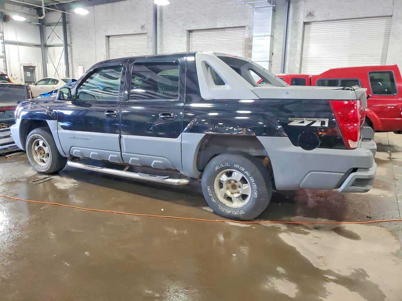 2002 Chevrolet Avalanche K1500 - Фото 2