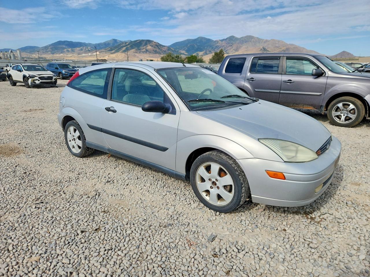 2002 Ford Focus Zx3 - Фото 4