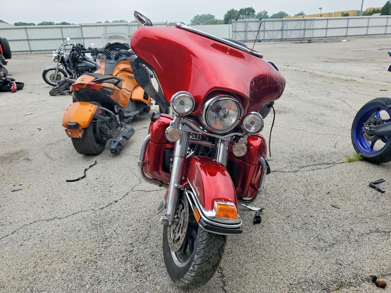 2008 Harley-Davidson Flhtcui - Фото 2