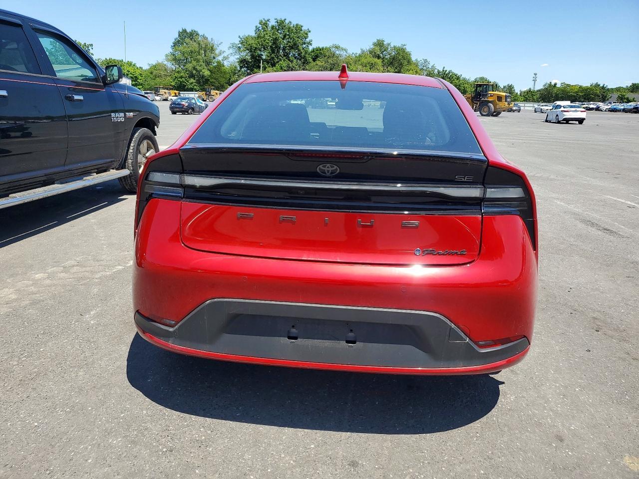 2024 Toyota Prius Prime Se - Фото 6