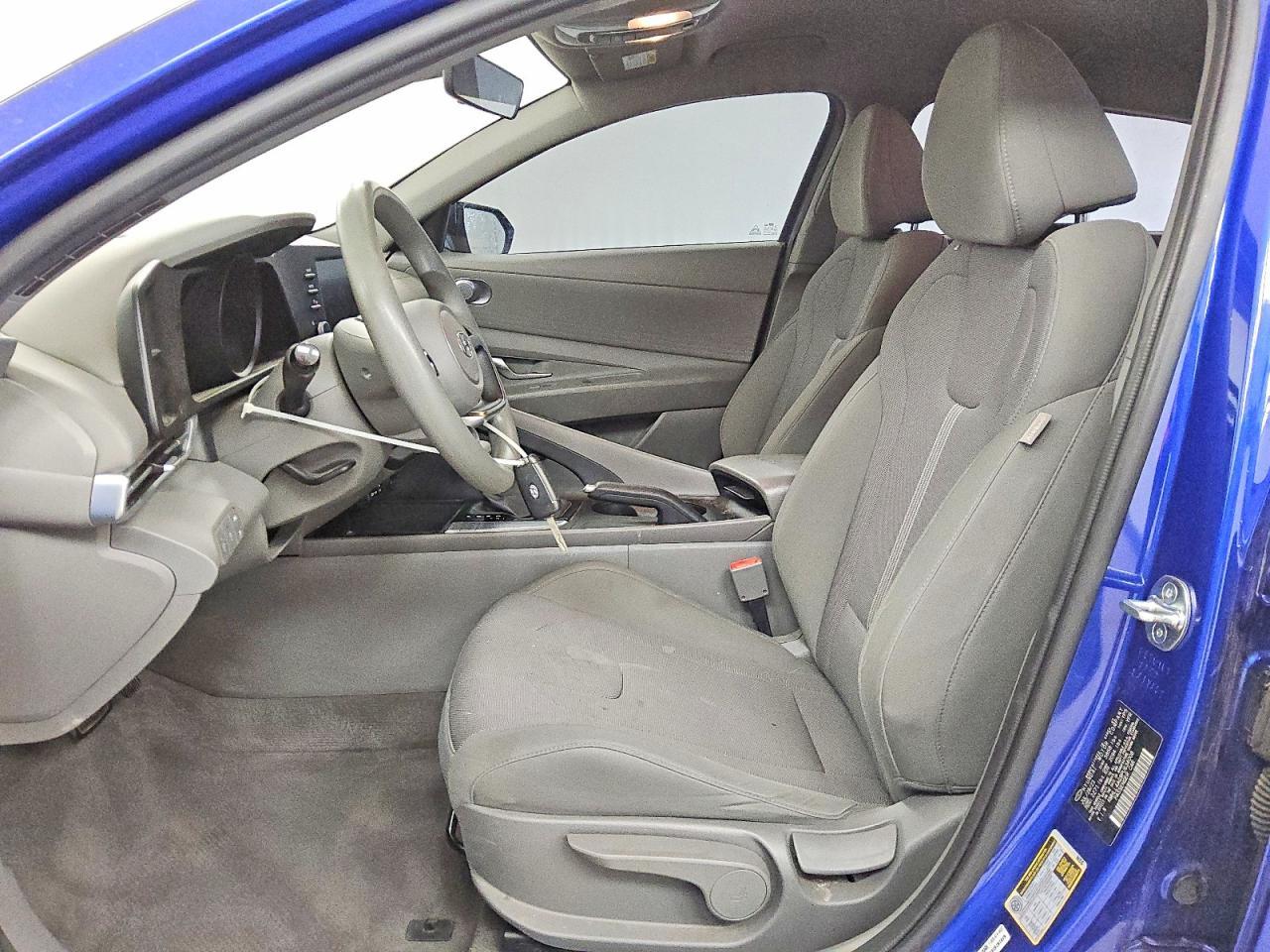 2023 Hyundai Elantra Se - Фото 7