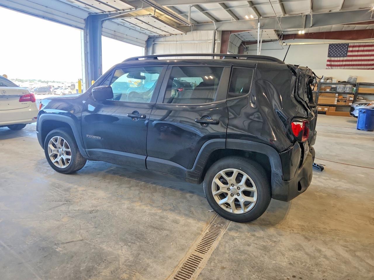 2018 Jeep Renegade Latitude - Фото 2