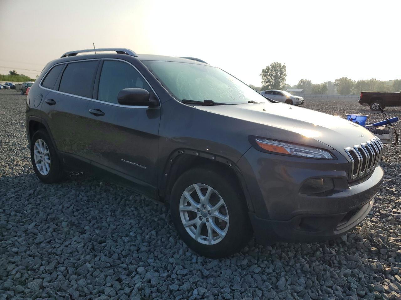 2018 Jeep Cherokee Latitude Plus - Фото 4