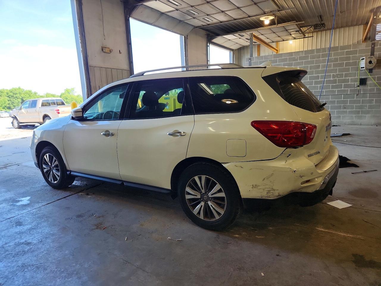 2020 Nissan Pathfinder Sv - Фото 2